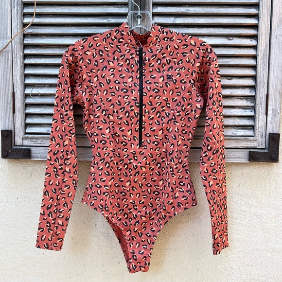 🔥🔥BILLABONG ☀️ A/Div Biarritz Long Sleeve Swimsuit - Picture 2 of 14